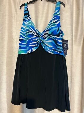 NWT Simply Slim 2x (18W-20W) Swim Dress with built in bottoms!